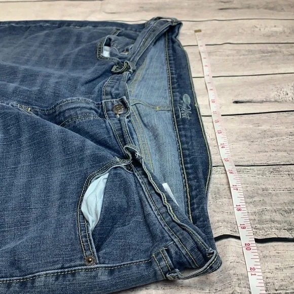 Old Navy Flirt Jeans - Picture 8 of 11